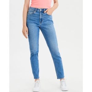 AEO Stretch Mom Jeans NWOT | Size: 0 Short